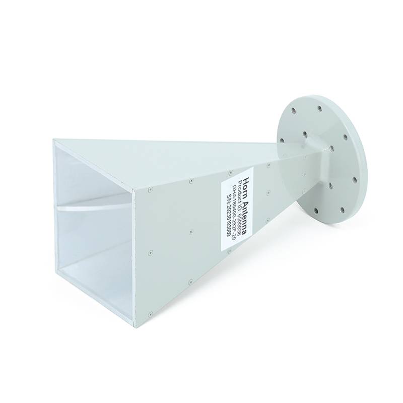 Waveguide Standard Horn Antenna Operating from 18 GHz to 40 GHz